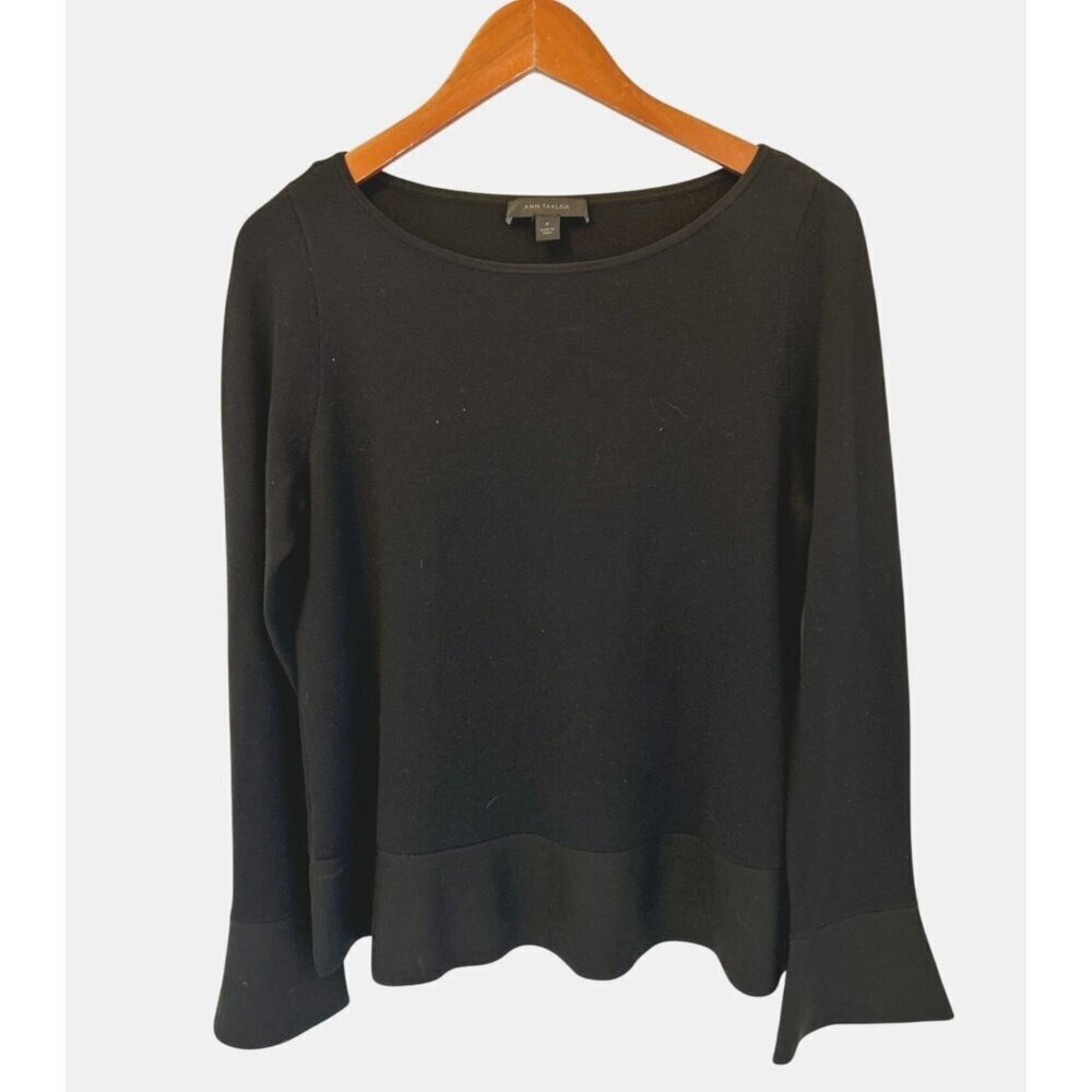 Ann Taylor 2-Tone Black Scoop Neck Long Sleeve Ruffle Hem Top Womens Size M
